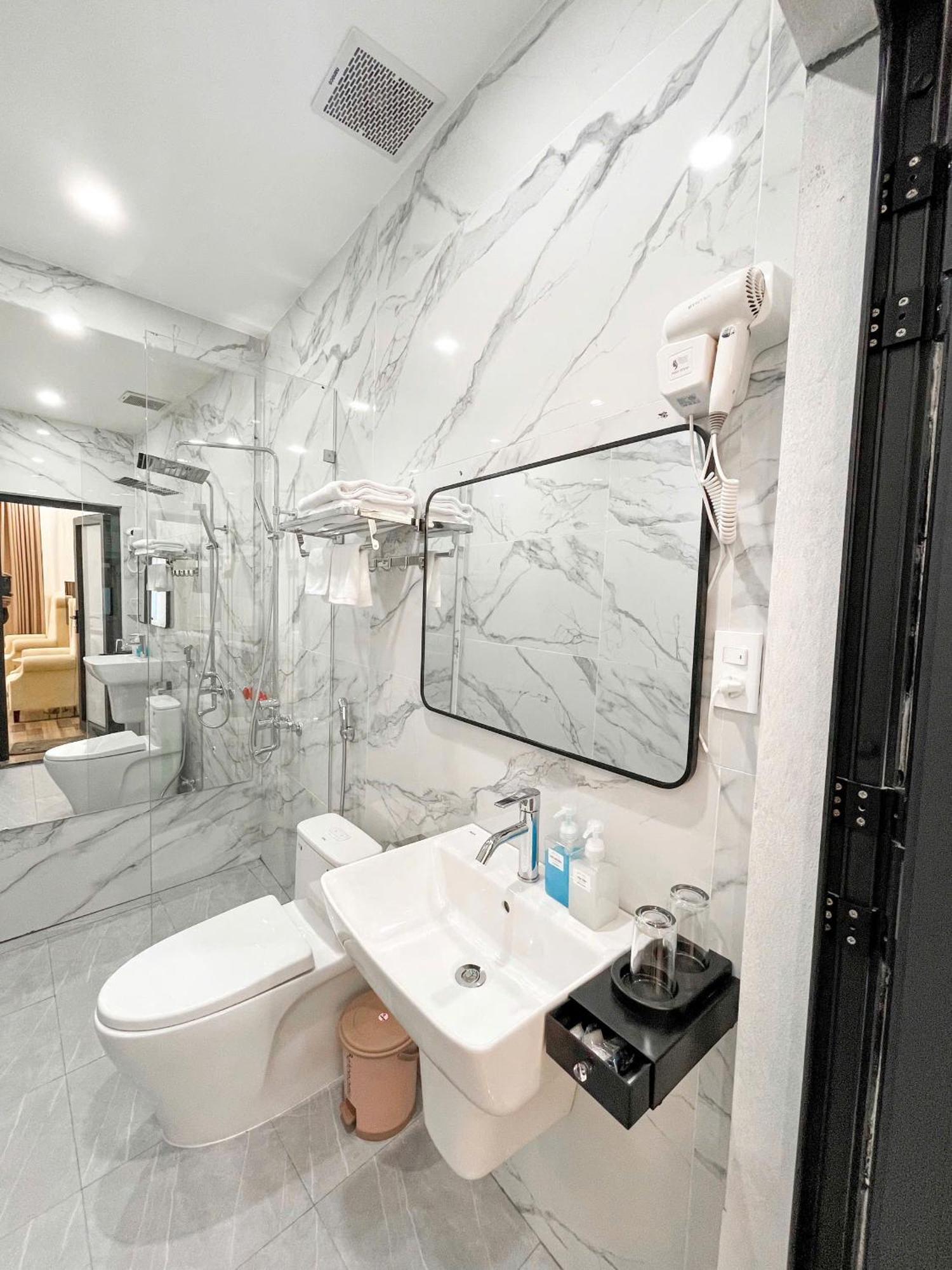 Chemi Noi Bai Airport Hotel & Travel Hanoi Zewnętrze zdjęcie